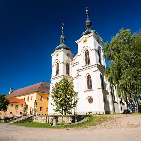 فندق Rekreacni Zarizeni Trnavka 3*